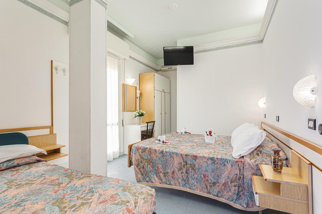 Hotel Augustus Gatteo a Mare Kültér fotó
