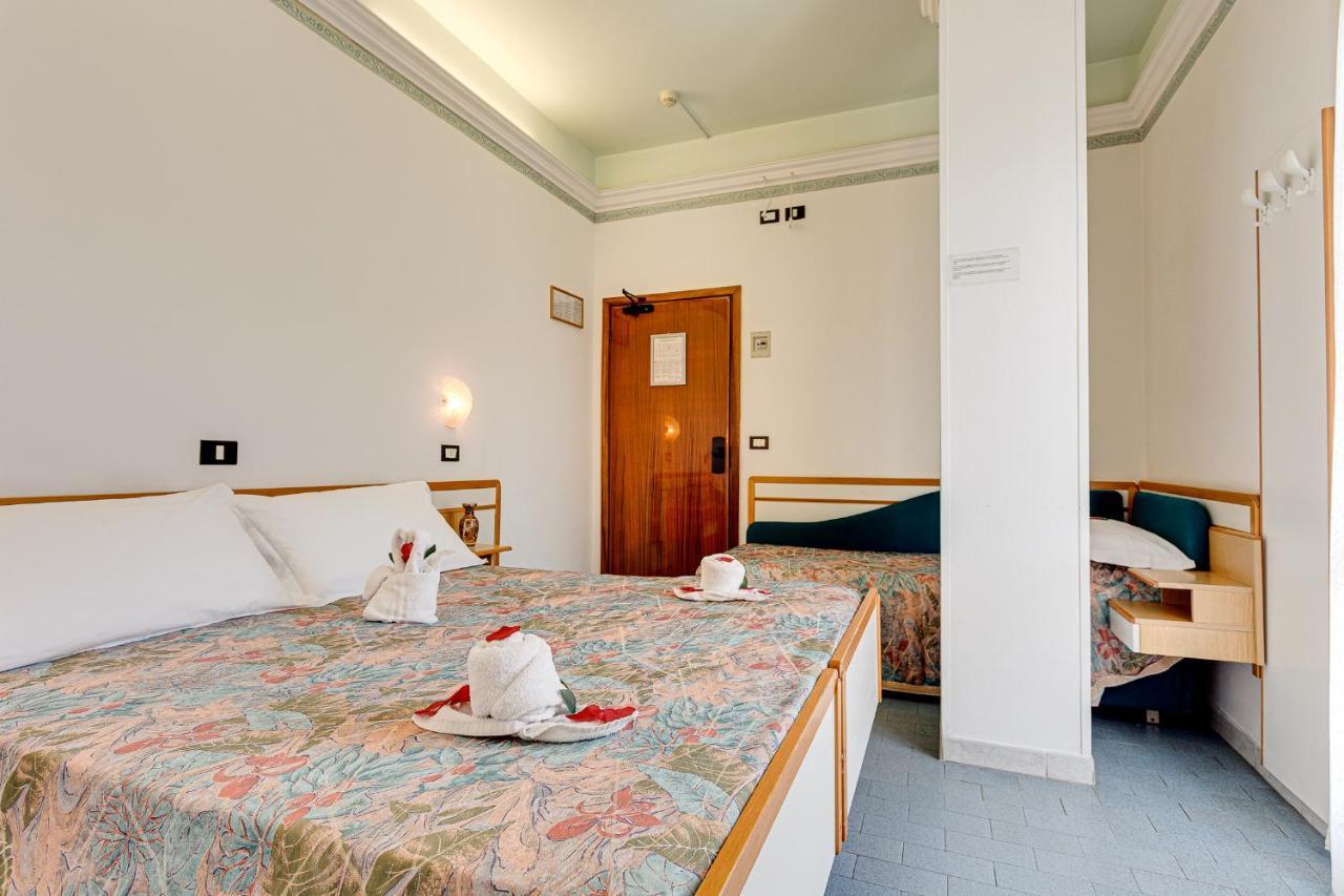 Hotel Augustus Gatteo a Mare Kültér fotó
