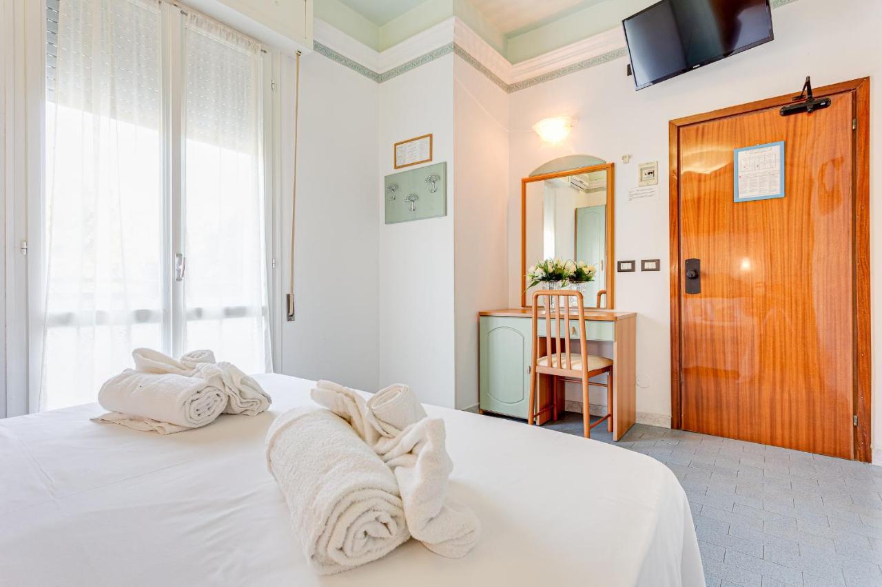 Hotel Augustus Gatteo a Mare Kültér fotó