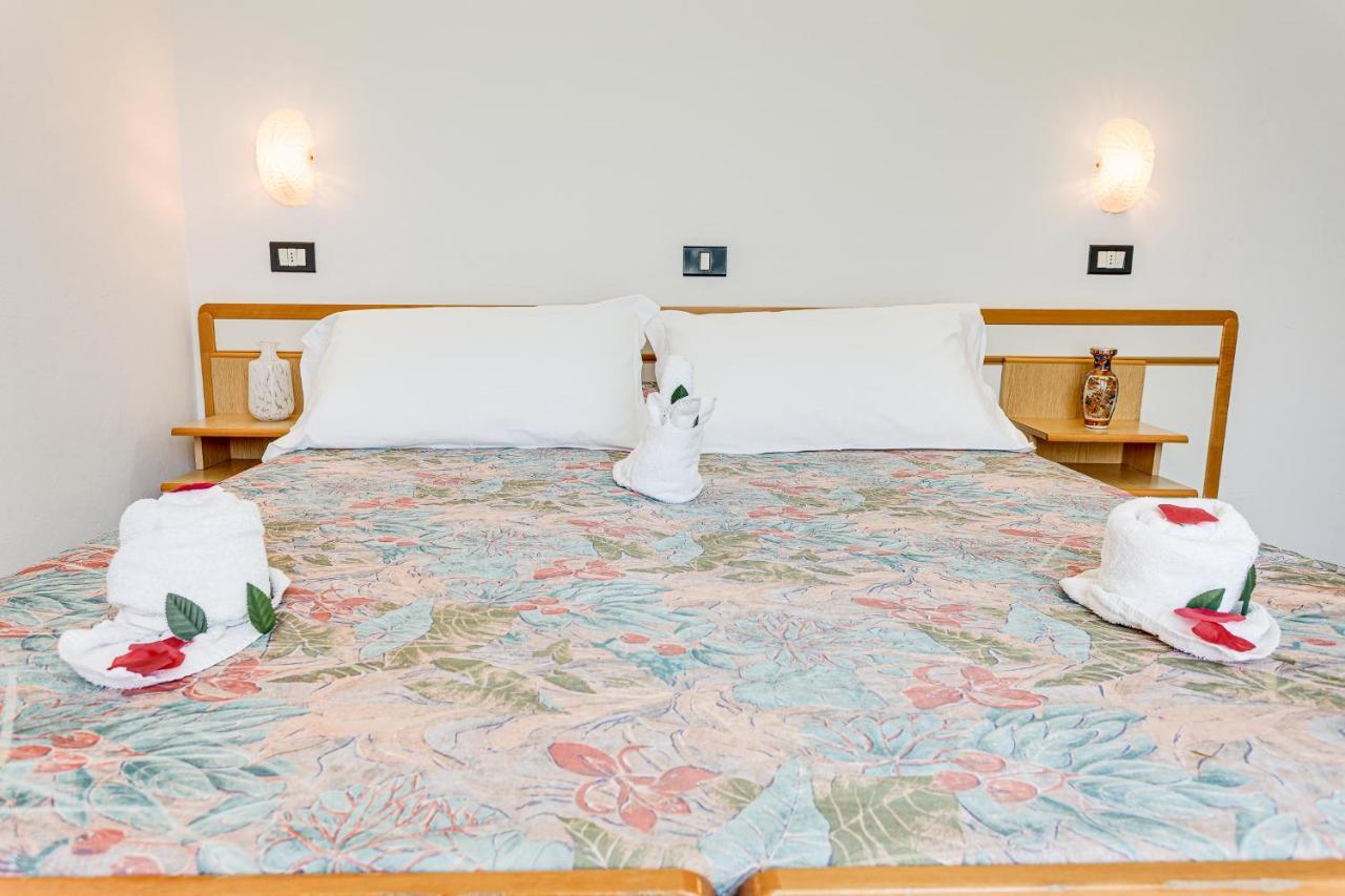 Hotel Augustus Gatteo a Mare Kültér fotó